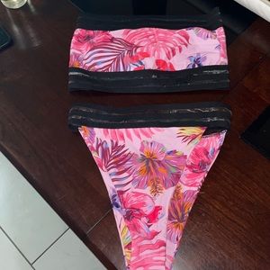 NEW 2 piece bathing suit